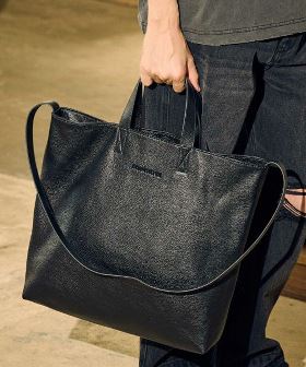  shrink leather big totebag トートバッグ(AP2419008) | CAMBIO カンビオ