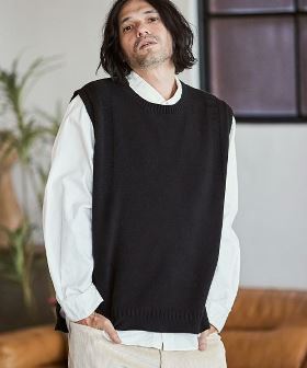 ライン編みクルーネックニットベスト | CAMBIO カンビオ(ジレ・ベスト)