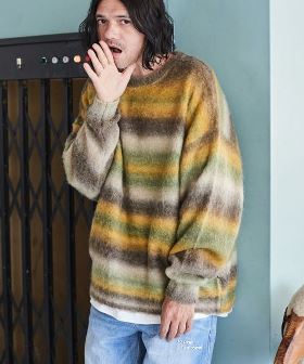 space dye brushed gradation boucle crew neck ニット(AP2321016) | CAMBIO カンビオ