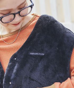 【展開店舗限定】FEELING MADE ハイパイル フリース Vネック ベスト<UNISEX>