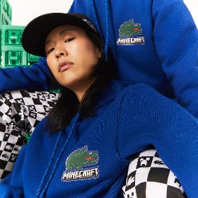 『LACOSTE x MINECRAFT』 オーガニックコットンスウェットパーカ